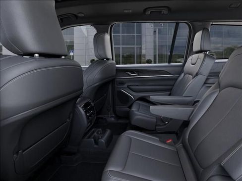 New 2026 Jeep Grand Cherokee L Limited AWD/4WD image 23