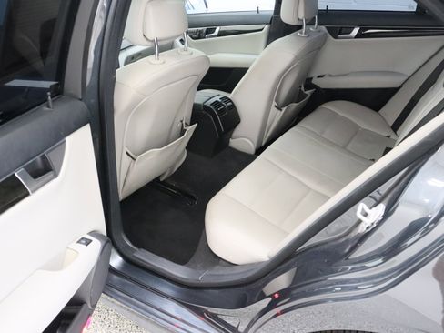Used 2014 Mercedes-Benz C 350 Sport image 28