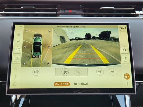 New 2025 Land Rover Range Rover Sport Dynamic SE image 13