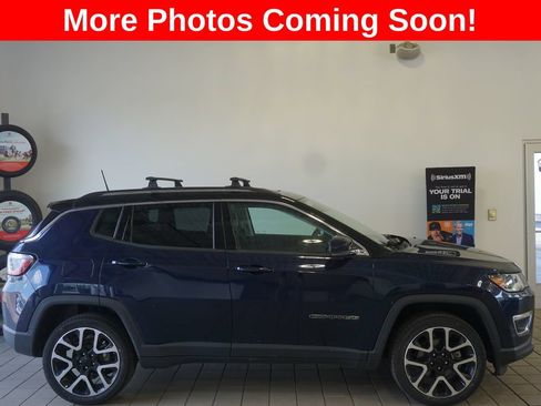 Used 2019 Jeep Compass Limited w/ Safety & Security Group AWD/4WD image 2