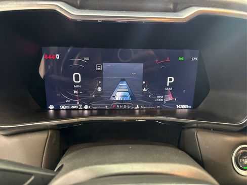 Used 2024 GMC Canyon Elevation w/ Elevation Premium Package image 23