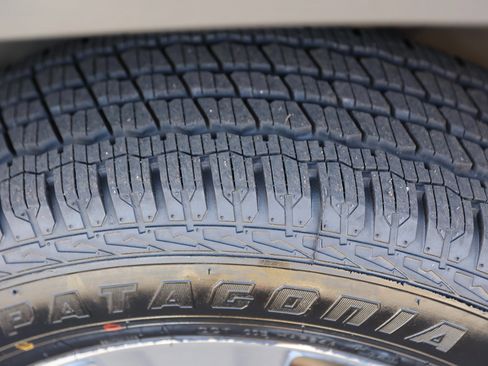 Used 2023 Toyota RAV4 LE image 12