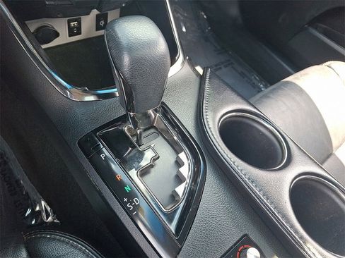 Used 2018 Toyota Avalon XLE Premium w/ All Weather Liner Package image 17