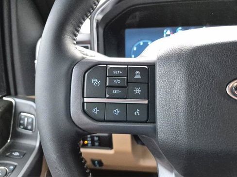 Used 2024 Ford F250 Lariat w/ Lariat Ultimate Package image 19