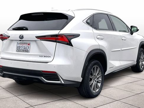 Used 2018 Lexus NX 300h AWD image 15