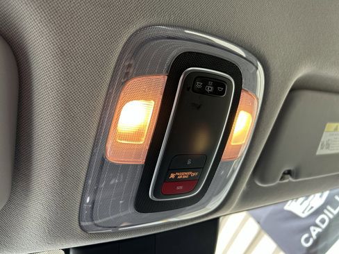 Used 2023 Hyundai Elantra SEL image 24