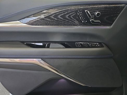 New 2026 Cadillac Escalade IQL Sport 1 w/ LPO, Floor Liner Package image 28