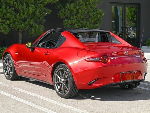 Used 2018 MAZDA MX-5 Miata RF Grand Touring image 6