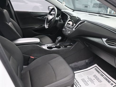 Used 2023 Chevrolet Malibu LT image 28