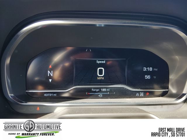 Used 2024 GMC Yukon XL AT4 w/ Technology Package AWD/4WD image 16