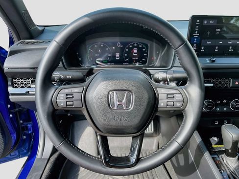 Used 2025 Honda Accord Sport image 11