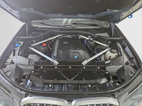 Used 2025 BMW X7 xDrive40i image 15