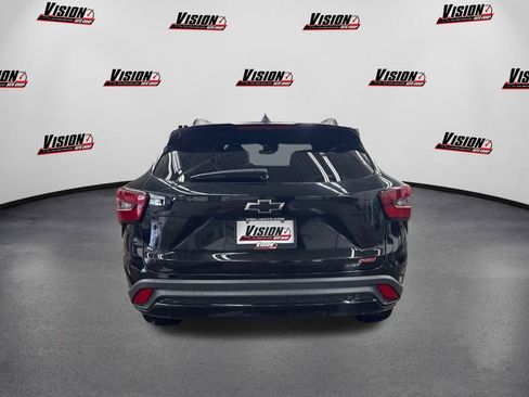 Used 2025 Chevrolet Trax RS image 6