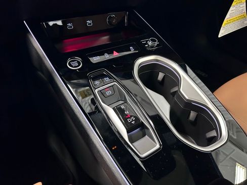 New 2026 Audi A6 Premium Plus AWD/4WD image 16