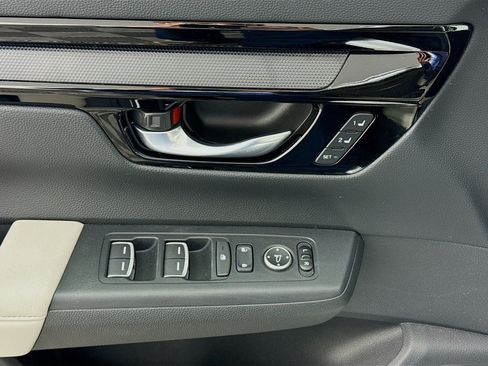 Used 2023 Honda CR-V EX-L image 16