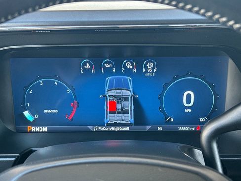 Used 2024 Ford F250 Lariat w/ Sport Appearance Package AWD/4WD image 31