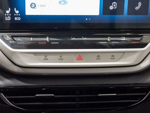 Used 2023 Volkswagen ID.4 Pro S AWD/4WD image 19