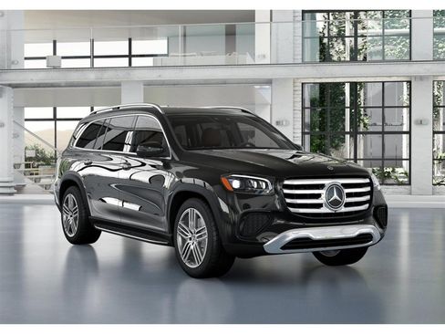 New 2026 Mercedes-Benz GLS 450 4MATIC image 10