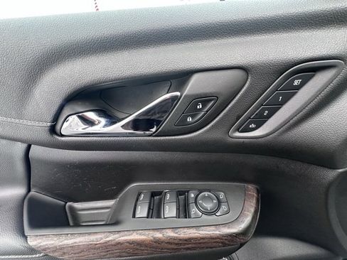 Certified 2023 GMC Acadia Denali w/ Denali Ultimate Package image 10