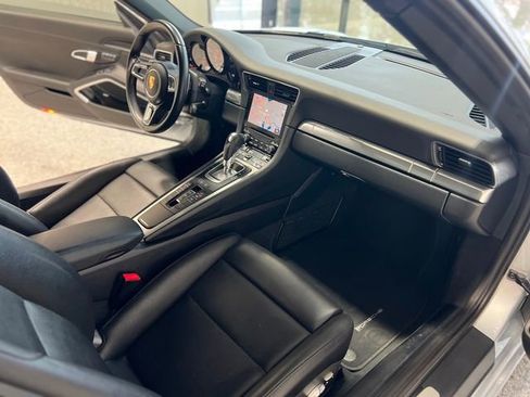 Used 2017 Porsche 911 Carrera RWD image 24