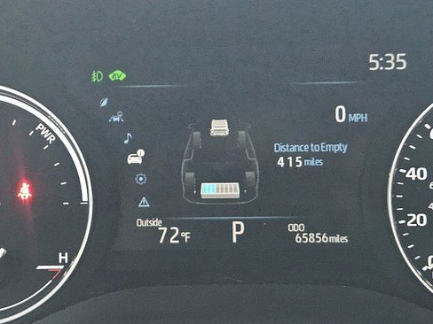 Used 2022 Toyota Sienna Platinum image 17