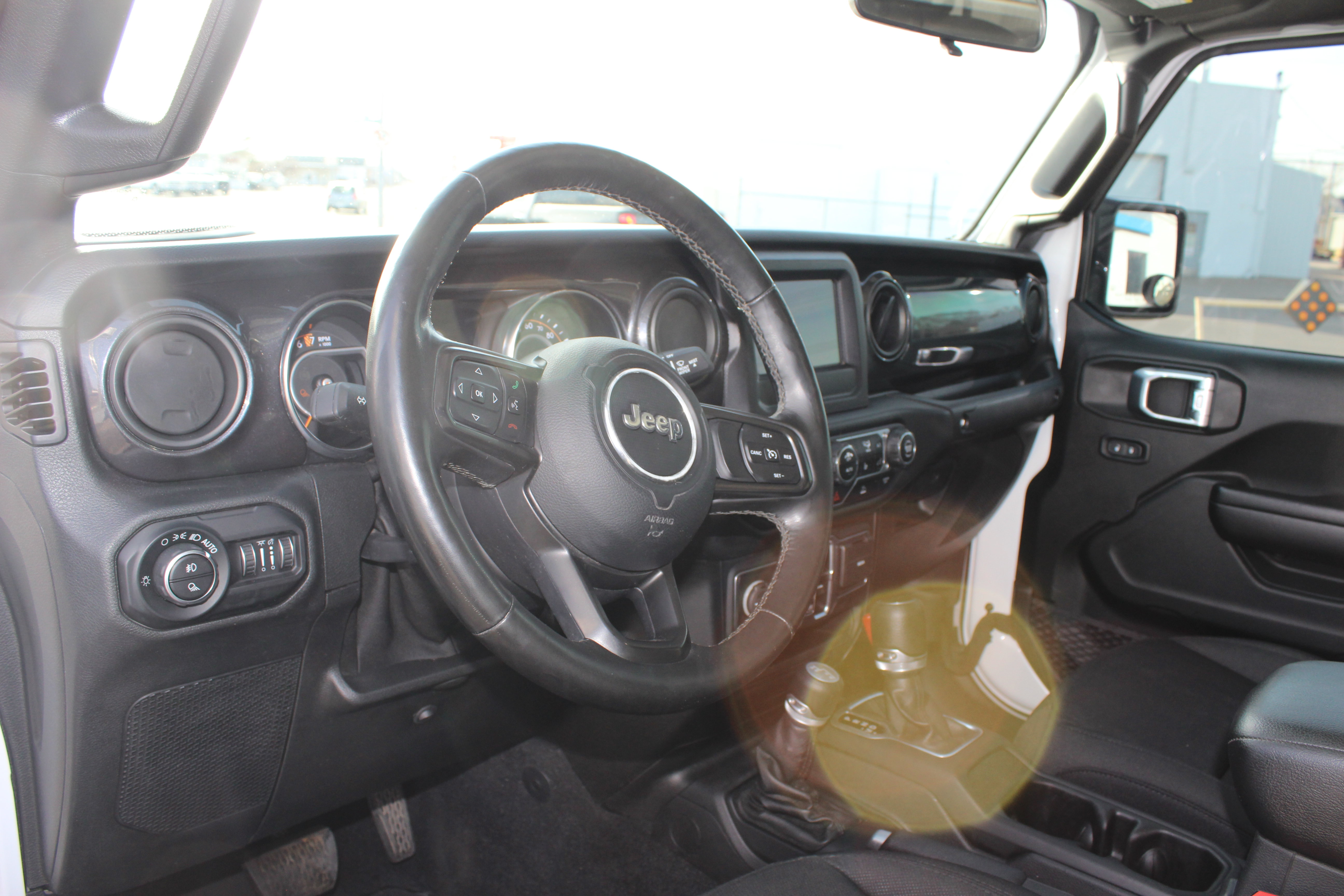 Used 2020 Jeep Gladiator Sport AWD/4WD image 22
