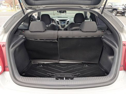 Used 2013 Hyundai Veloster RE:MIX Edition image 31