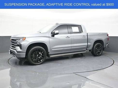 Used 2025 Chevrolet Silverado 1500 High Country AWD/4WD image 7