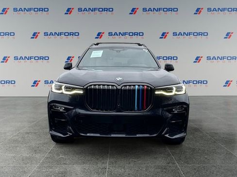 Used 2022 BMW X7 xDrive40i w/ M Sport Package image 8