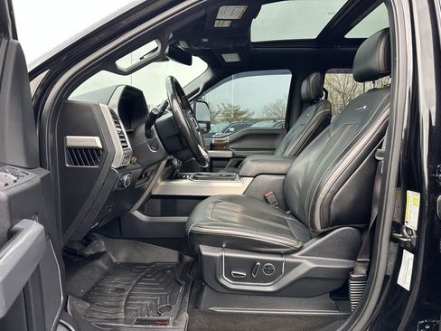 Used 2017 Ford F450 Platinum w/ Platinum Ultimate Package image 2