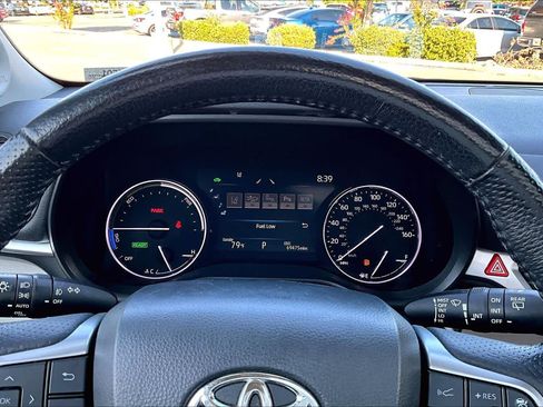 Certified 2022 Toyota Sienna Limited FWD image 25