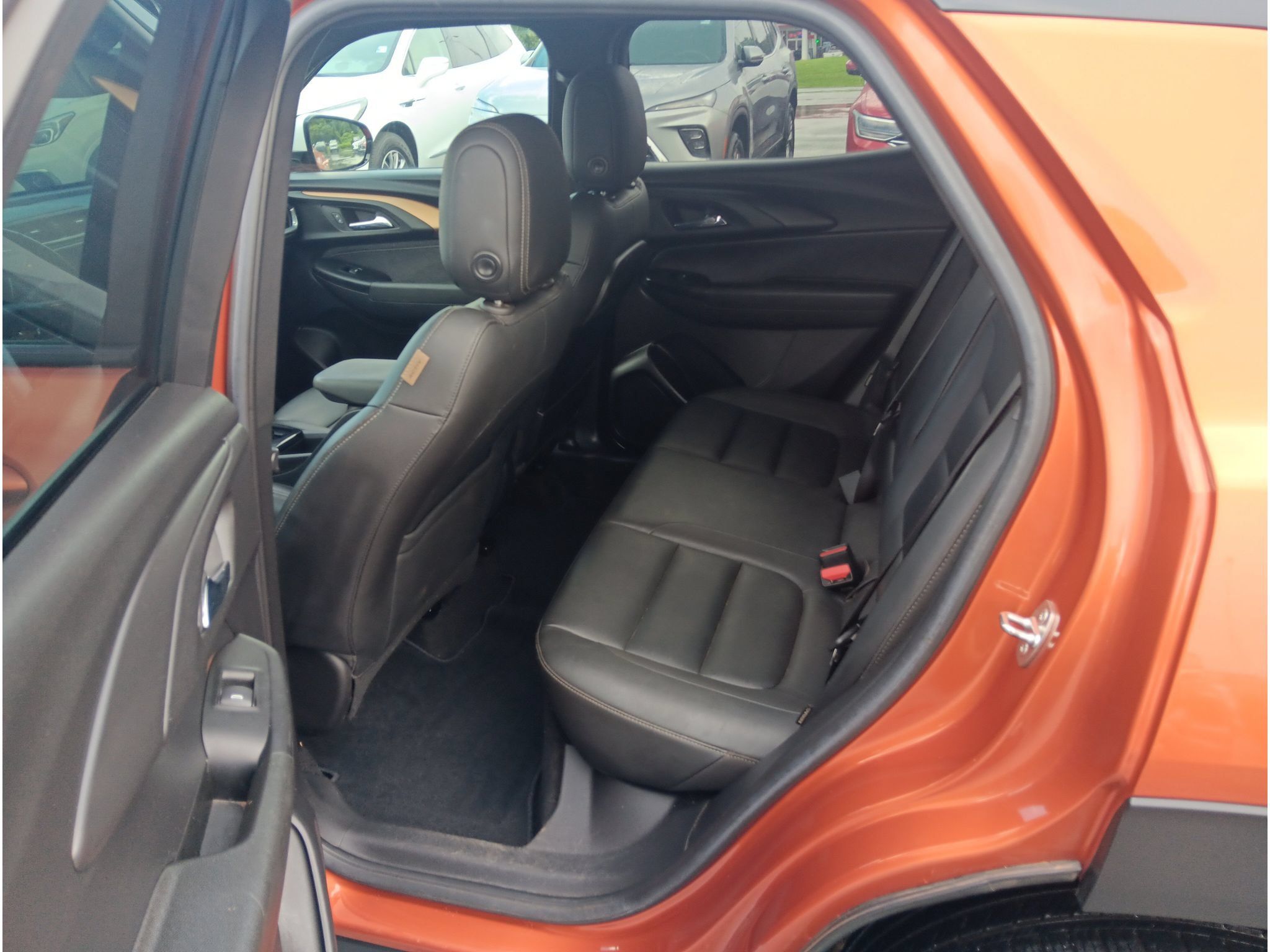 Used 2023 Chevrolet TrailBlazer ACTIV w/ Sun and Liftgate Package FWD image 17