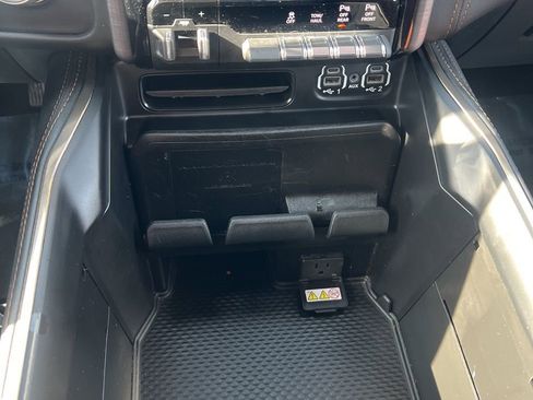 Used 2020 RAM 1500 Limited image 30