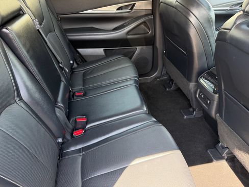 Used 2024 INFINITI QX60 Luxe AWD/4WD image 12
