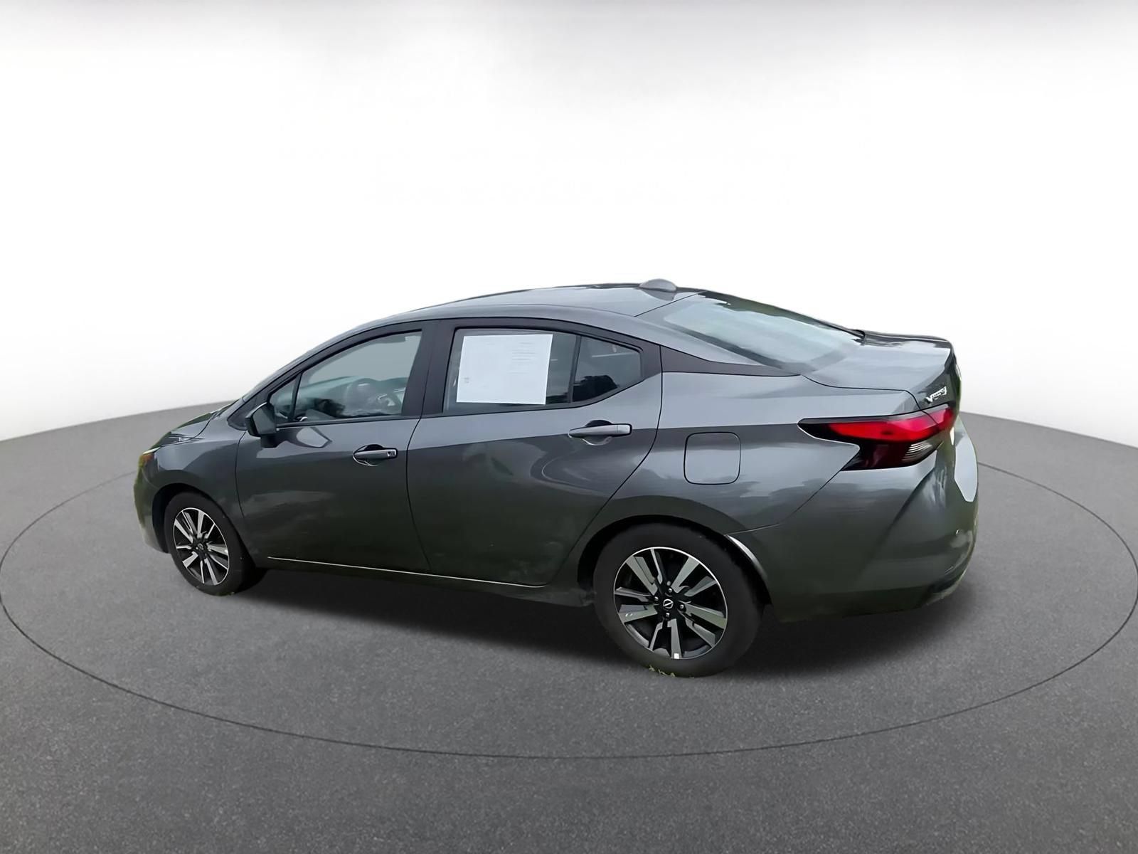 Used 2025 Nissan Versa SV FWD image 9