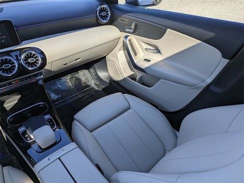 Used 2019 Mercedes-Benz A 220 A 220 image 16