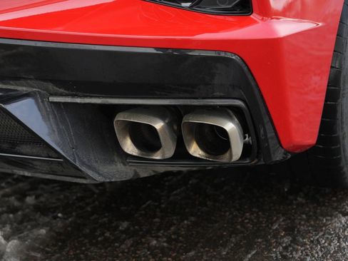 Used 2021 Chevrolet Corvette Stingray Preferred Cpe w/ Engine Appearance Package image 73