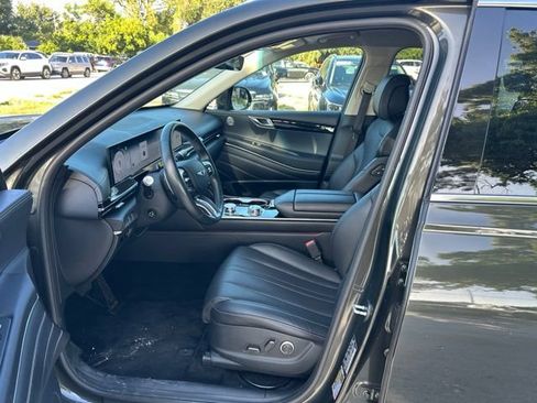 Used 2025 Genesis GV80 2.5T Standard AWD/4WD image 5