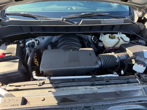 Used 2019 Chevrolet Silverado 1500 Custom w/ Custom Convenience Package image 44