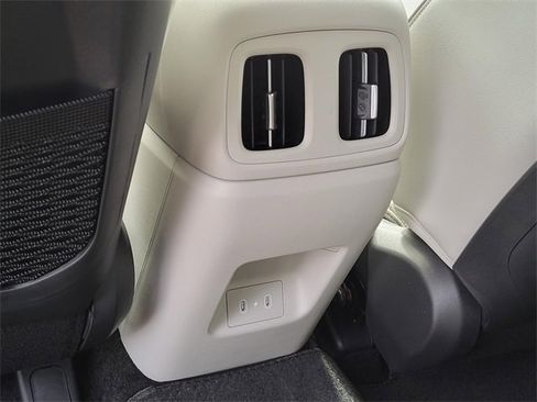 New 2026 Hyundai Tucson Limited image 12