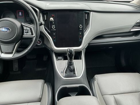 Used 2022 Subaru Outback Limited w/ Popular Package #2 image 11