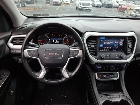Certified 2020 GMC Acadia SLT image 13