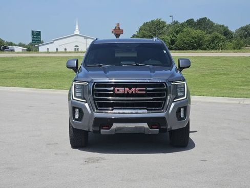 Used 2022 GMC Yukon AT4 AWD/4WD image 2
