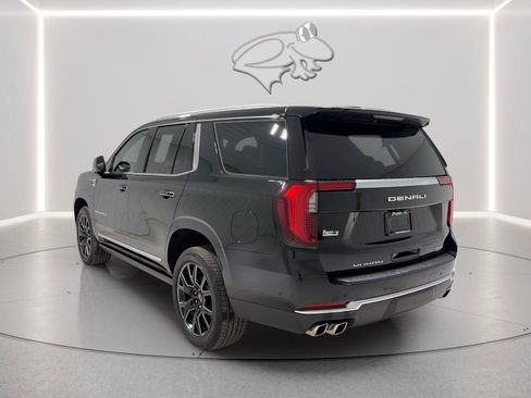 Used 2026 GMC Yukon Denali w/ Sun & Power Step Package AWD/4WD image 3