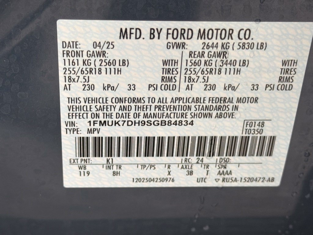 Used 2025 Ford Explorer Active RWD image 50
