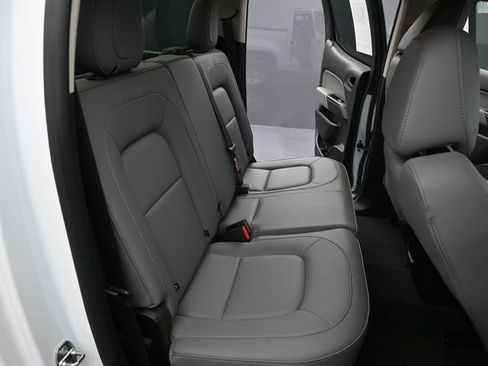 Used 2022 Chevrolet Colorado W/T image 15