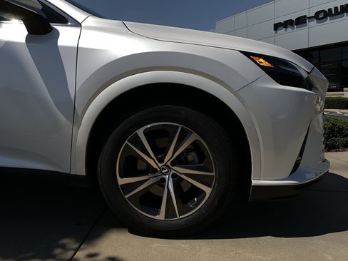 Certified 2024 Lexus RX 350 FWD w/ Technology Package image 13