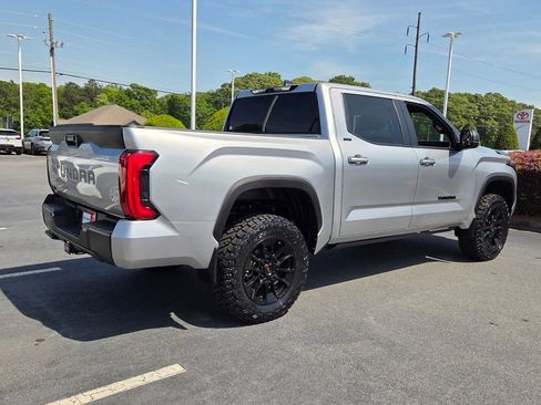 Used 2025 Toyota Tundra SR5 w/ SR5 Premium Package image 9