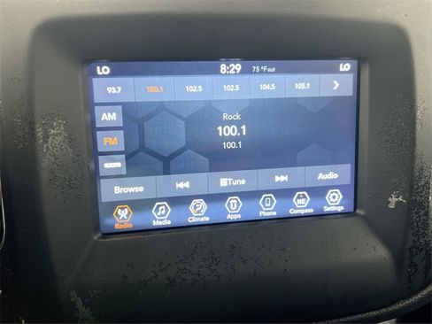 Used 2020 Jeep Compass Latitude image 13