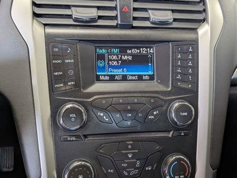 Used 2014 Ford Fusion SE w/ Equipment Group 202A image 19